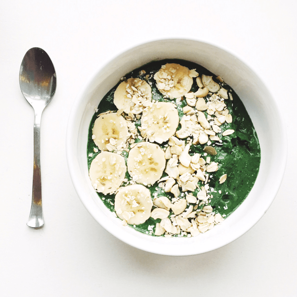 Spirulina Cashew Smoothie Bowl | Dairy-free & Vegan